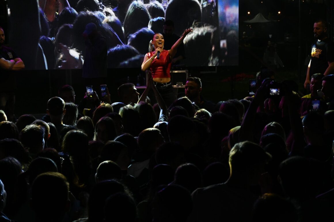 Melinda Ademi Delivers Unforgettable Performance at International Balkan University