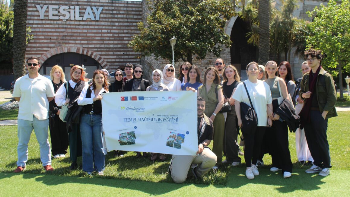 IBU and Insani Hayat Derneği Complete Second Phase of “Basic Training on Addiction” Project in Istanbul