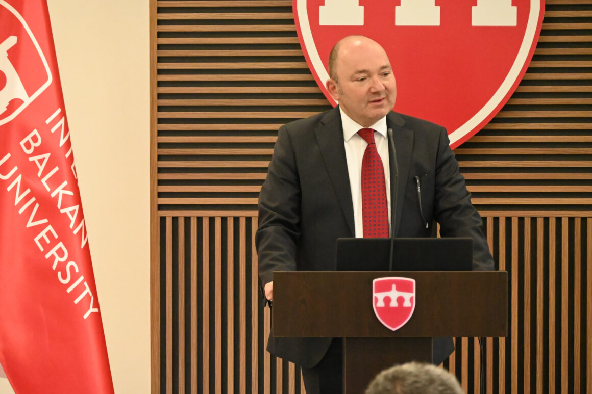 Austrian Ambassador Delivers Inspiring Guest Lecture on EU Enlargement at IBU
